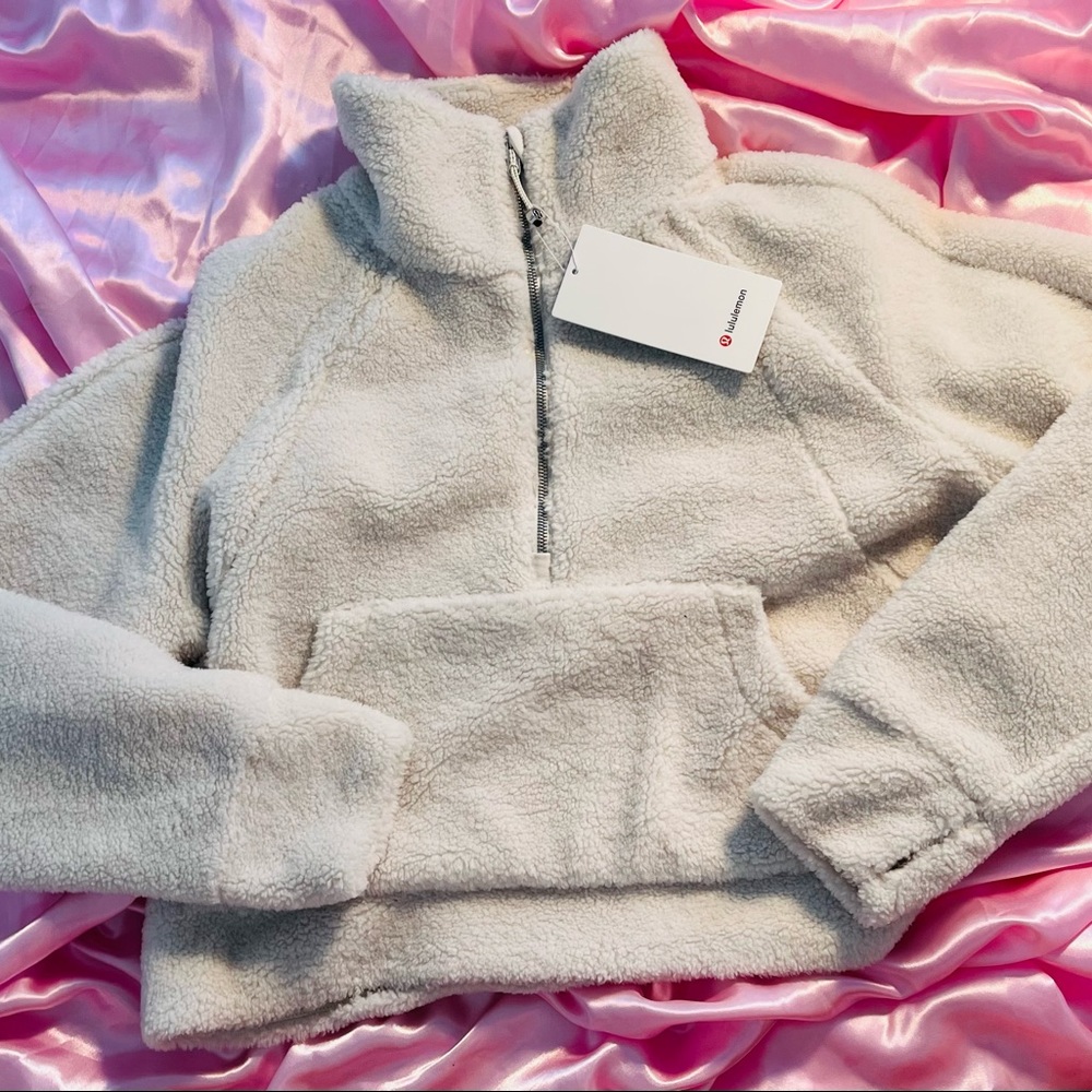 White Lululemon Scuba Oversized Fleece Funnel Neck Sweater M/L